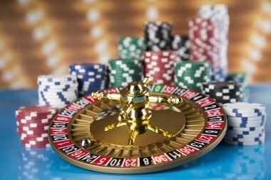 Live Sic Bo Dadu table with professional dealer and high-definition broadcast